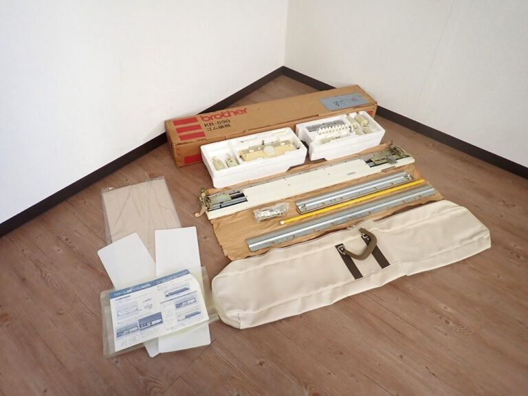 ゴム編み機 brother KR-890 ブラザー 箱あり 手芸 ハンドメイド ハンドクラフト 手工芸 ニット 毛糸 編み物