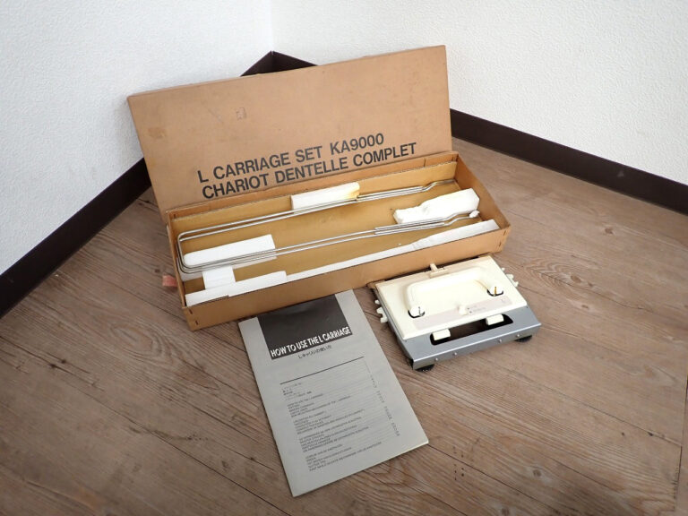 編み機 KA9000 Lキャリッジ 外箱あり 説明書付属 レース タックレース ハンドメイド ハンドクラフト 手芸 手工芸 編み物