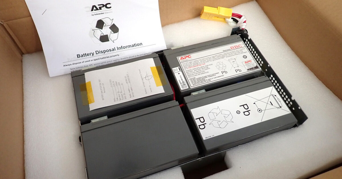 UPS交換用バッテリーキット APC APCRBC133J シュナイダーエレクトリック SMT1500RMJ2U 無停電電源装置 純正　