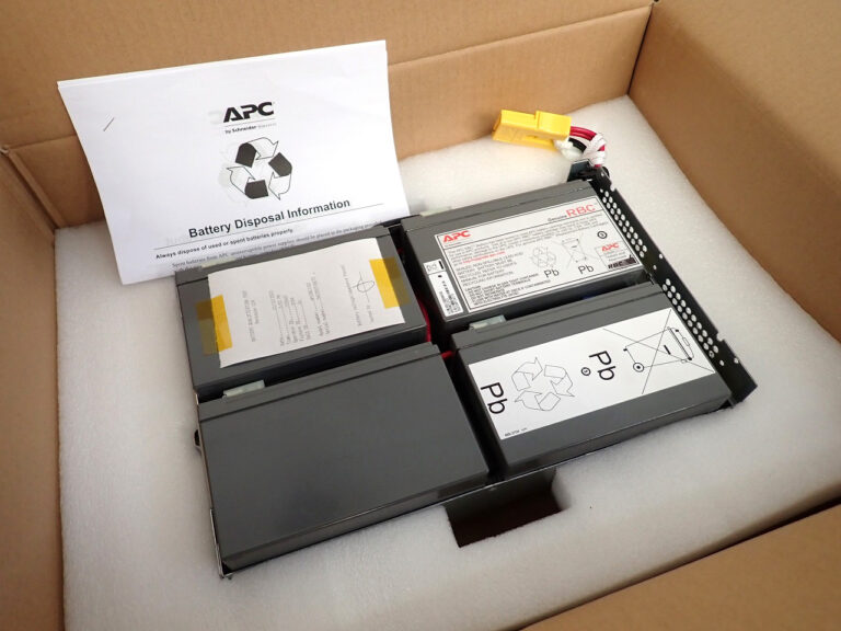 UPS交換用バッテリーキット APC APCRBC133J シュナイダーエレクトリック SMT1500RMJ2U 無停電電源装置 純正　