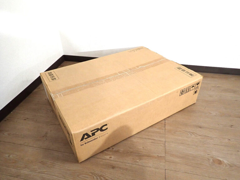 Smart-UPS 無停電電源装置 APC SMT1200RMJ1U5 エーピーシー シュナイダーエレクトリック RM 1U LCD100V 1200VA/1000W 未通電　