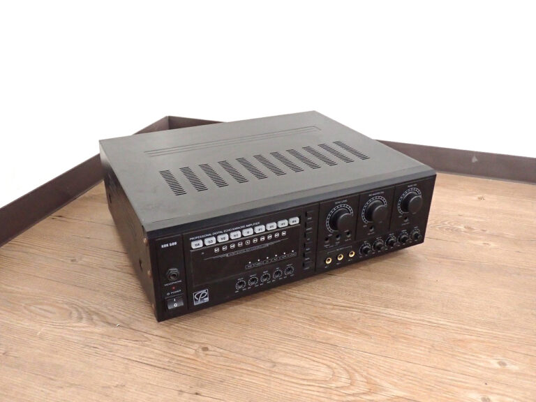 カラオケアンプ CLASSIC PRO KOK500 クラシックプロ 100V 9段階 キーチェンジャー マイク 最大5本 最大出力 180W+180W カラオケ機器
