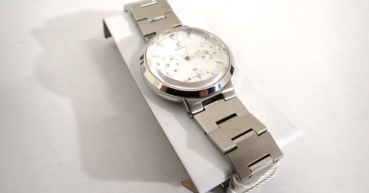 腕時計 CITIZEN XCP38-8001 SS シチズン xC クロスシー サファイアガラス 防水 レディース シルバー 銀 ホワイト ラウンド ウォッチ