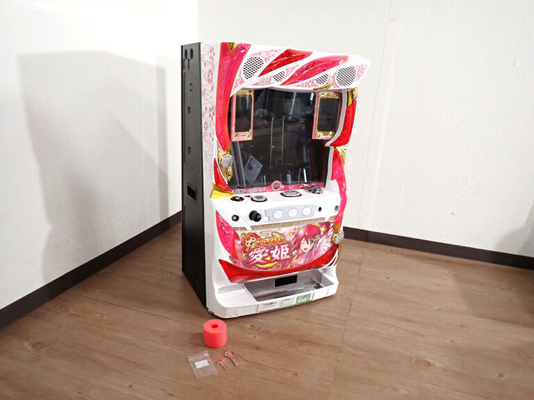 パチンコ台 PAONDP Sいろはに愛姫PA5 パオン・ディーピー 政宗シリーズ 6号機 パチスロ スロット 実機 ドアキー付属 レトロ