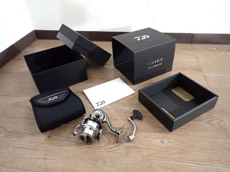 スピニングリール DAIWA EXIST PC LT3000-XH ダイワ イグジスト 釣り具 フィッシング シーバス フラットフィッシュ タイラバ エギング