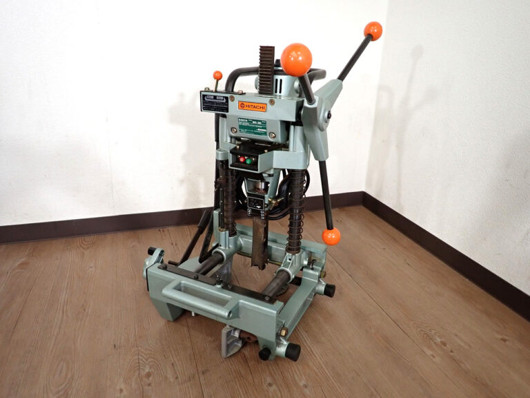 自動昇降深穴角ノミ HITACHI BS30 日立工機 30mm 100V 角のみ 木工用 切断機 グリーン 電動工具  DIY 道具 リフォーム 建築 建設 大工