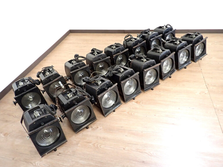 スポットライト MARUMO DF 100V 500W 丸茂電機 16台セット 電球 灯体 ステージ スタジオ 撮影 ライブ 照明器具 舞台照明