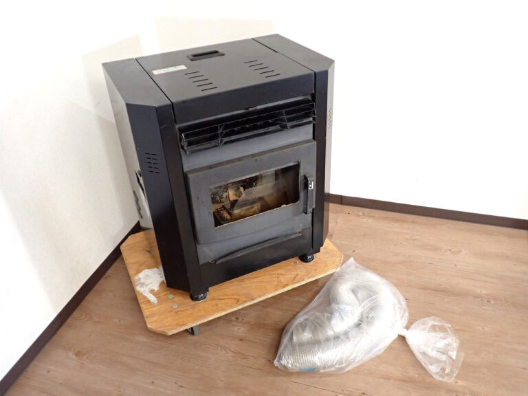 ペレットストーブ KANEKO VEL926 金子農機 ペレチカ 単相 100V 暖房出力 3.4～8.4kW 木質ペレット 小型 暖炉 炎 暖房 温風 家庭用