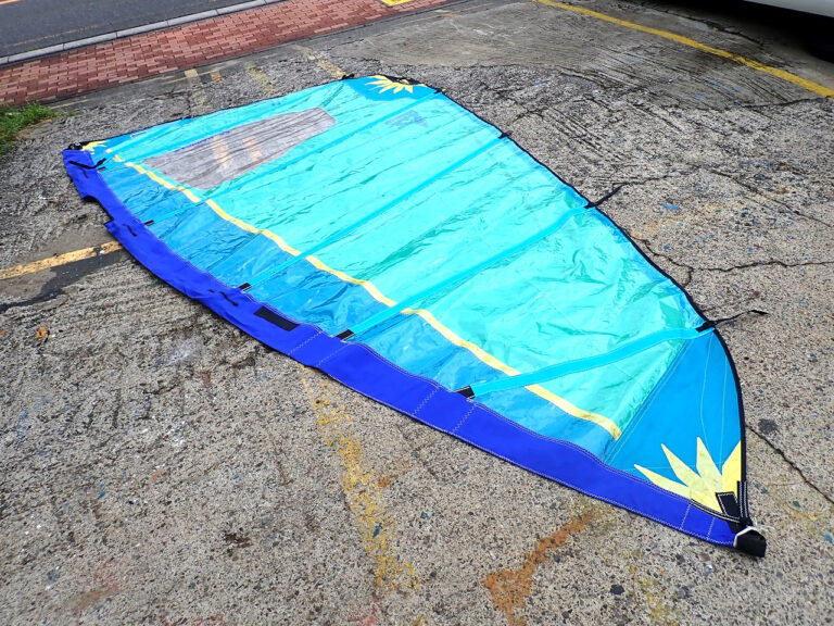 ウインドサーフィン セイル Gaastra RACEFOIL 7.2 ガストラ グリーン ブルー マリンレジャー ウォータースポーツ