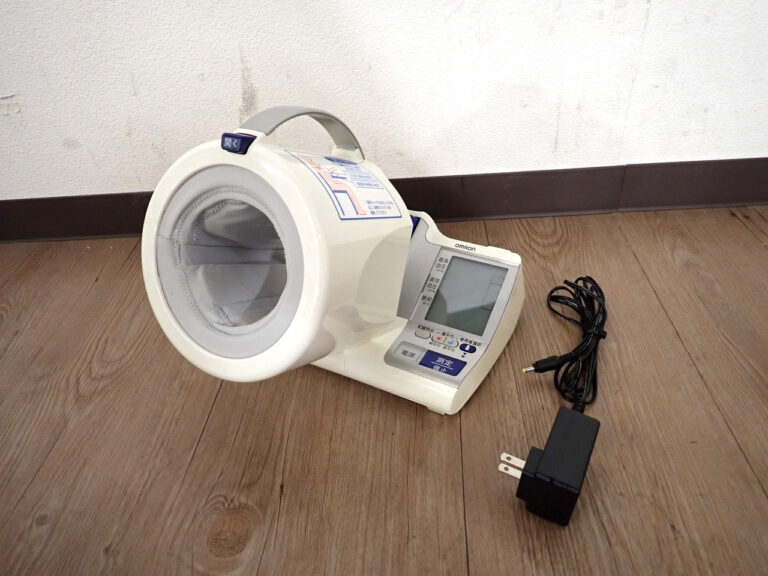 デジタル自動血圧計 OMRON HEM-1011 オムロン スポットアーム 上腕式 早朝高血圧 確認機能付 健康器具