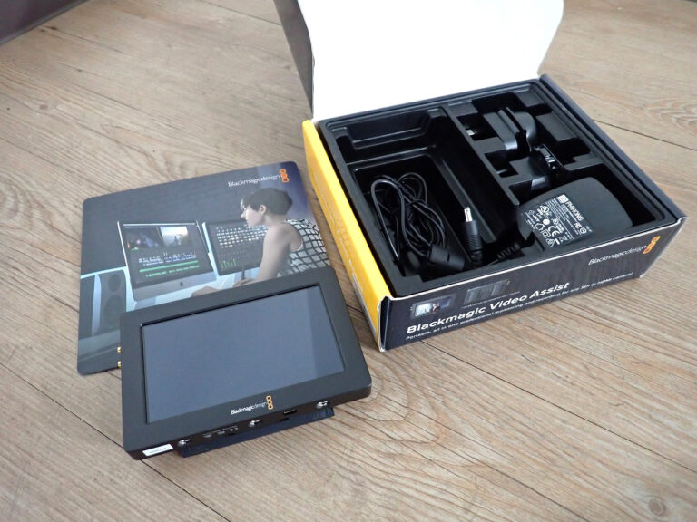 フルHDタッチモニター Blackmagic Design ブラックマジックデザイン モニター一体型ポータブルレコーダー ビデオアシスト SDI HDMI