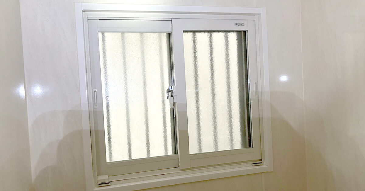 インプラス 引違い窓 LIXIL WBA-9996-CGWG リクシル 754×686mm 浴室用 2枚建て 断熱 ヒートショック防止 目隠しガラス ホワイト