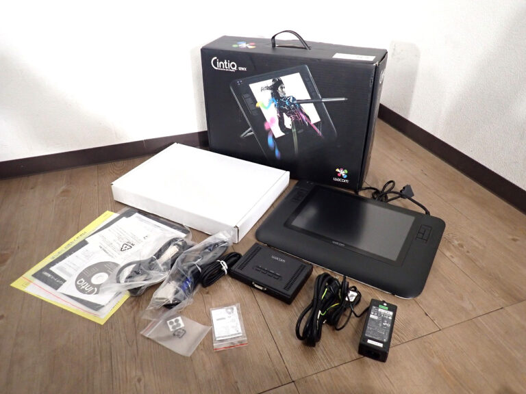 液晶ペンタブレット wacom DTZ-1200W/G0 ワコム Cintiq 12WX デジタルスケッチブック 12.1型 液晶ディスプレイ プロ向け ブラック