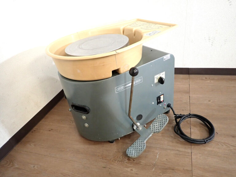 電動ろくろ SHIMPO RK-88 シンポ 陶芸ろくろ 100V 200W 回転速度 0～200・0～240rpm 轆轤 陶芸 工芸 美術品