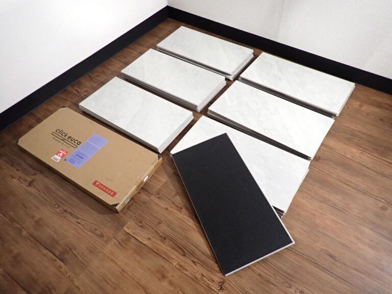 フロアタイル click euca CL-311 はめ込み式 305×610×5mm 8枚入 1ケース 60枚 8.18畳 マーブルホワイト 大理石