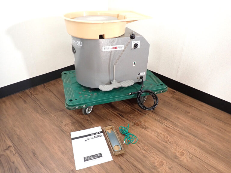 電動ろくろ Nidec RK-3D ニデック 陶芸ろくろ 大型 100V 400W 回転速度 0～250rpm 轆轤 陶芸 工芸 美術品 21年製