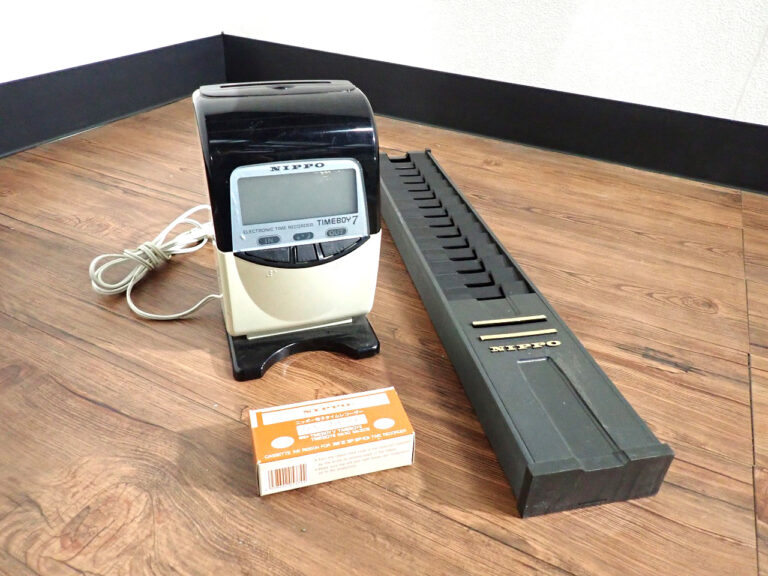 タイムレコーダー Techno7 TIMEBOY7 テクノセブン タイムボーイ7 100V 2欄印字 ドットインパクト方式 リボン付 ブラック ホワイト