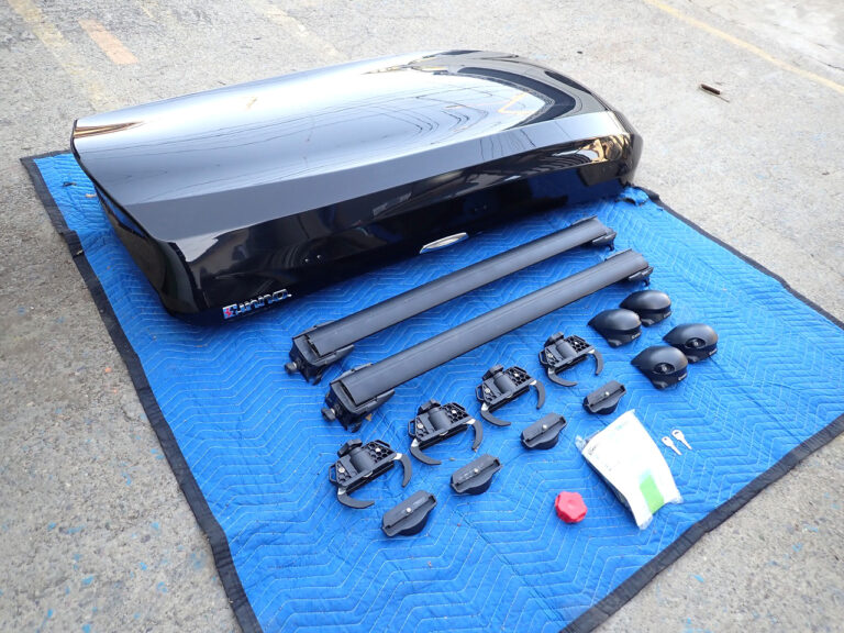 ルーフボックス一式 CARMATE INNO BRS624 TR300 カーメイト イノーウェッジ 350L 鍵付き 車載 荷物 カーキャリア ブラック